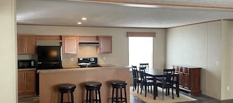 Sunset Suite 3-bedroom house in charming Oakes
25 Minute drive to Ellendale