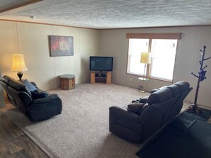 TV, DVD player