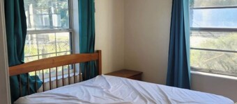 Peaceful 3-bedroom bungalow with AC in charming Bunnell