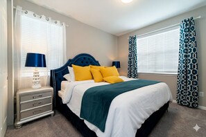9 habitaciones, tabla de planchar con plancha y cuna de viaje 
