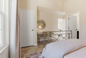 2 chambres, bureau, fer et planche à repasser, Wi-Fi gratuit