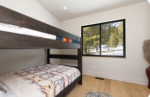 3 dormitorios, wifi gratis, ropa de cama