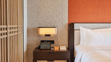 Kamar Double, balkon, pemandangan samudra | Tirai kedap cahaya, setrika/meja setrika, dan Wi-Fi gratis