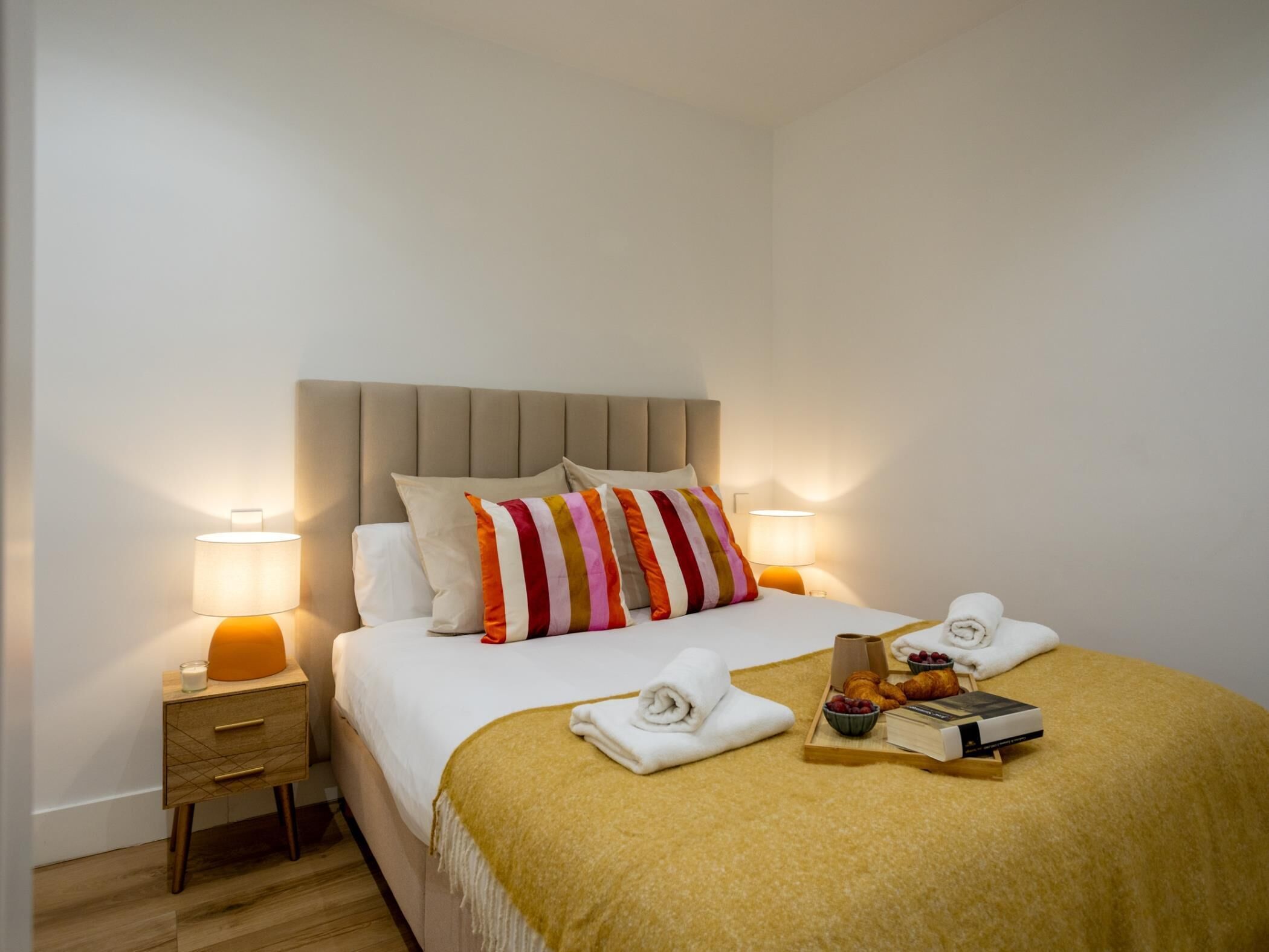 熨斗/熨衣板、上网接入、床单