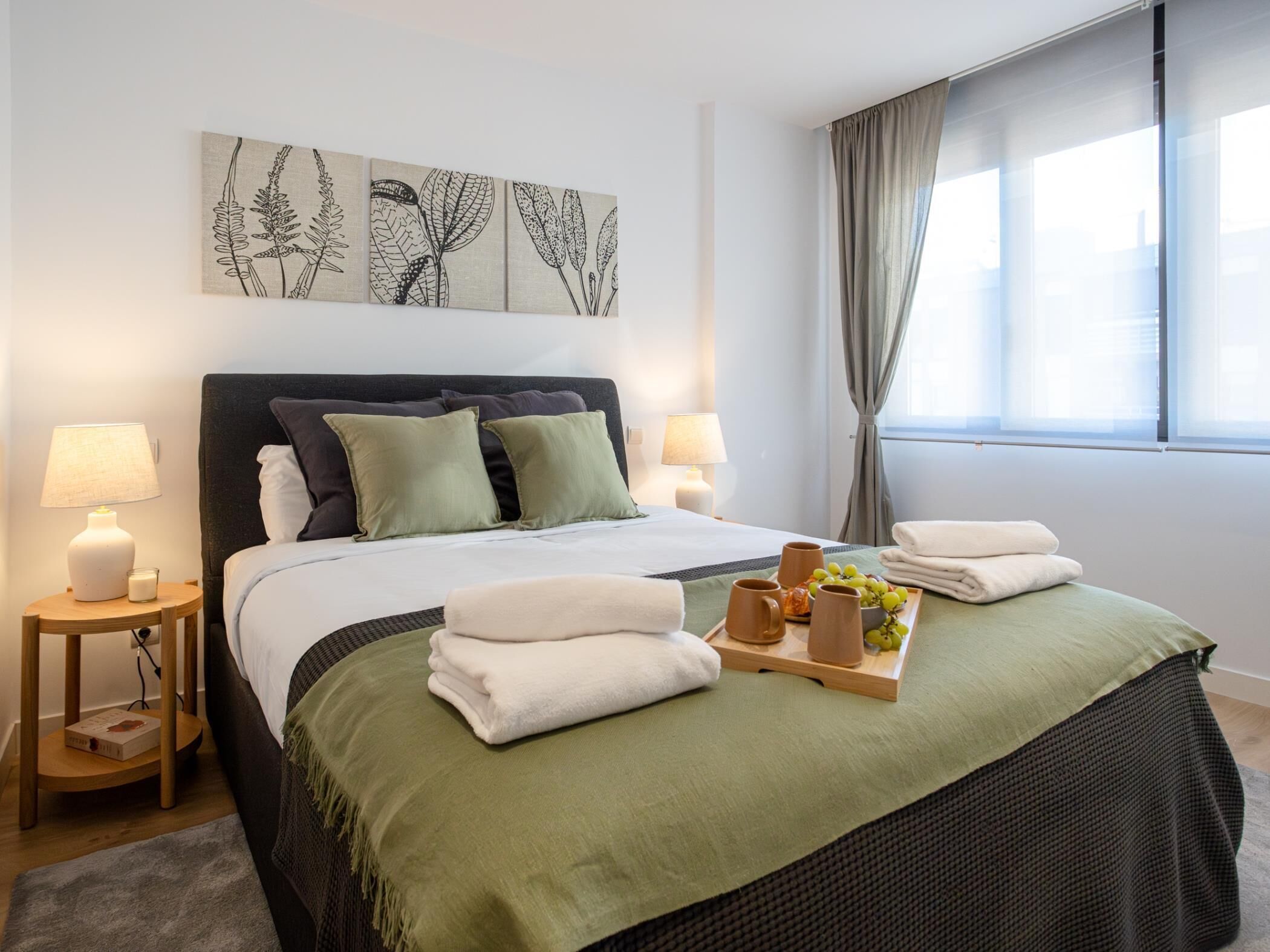 Fer et planche à repasser, accès Internet, draps fournis