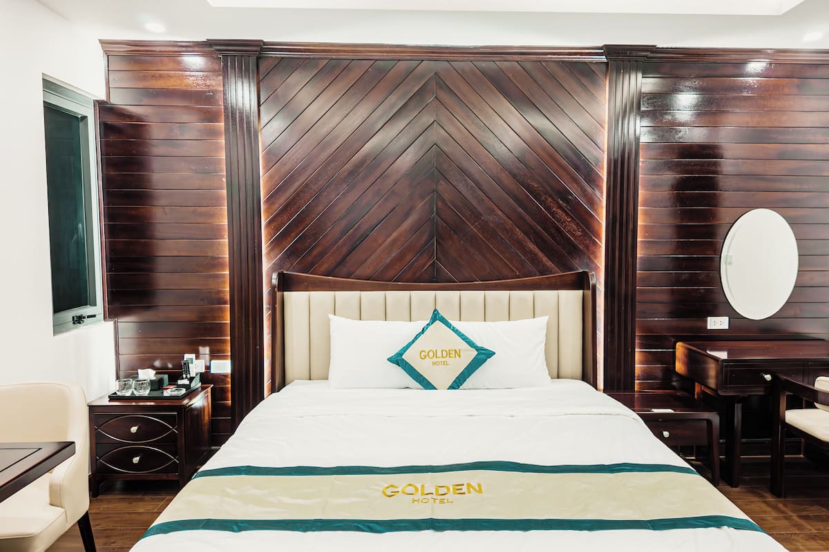 Standard-Doppelzimmer, Stadtblick