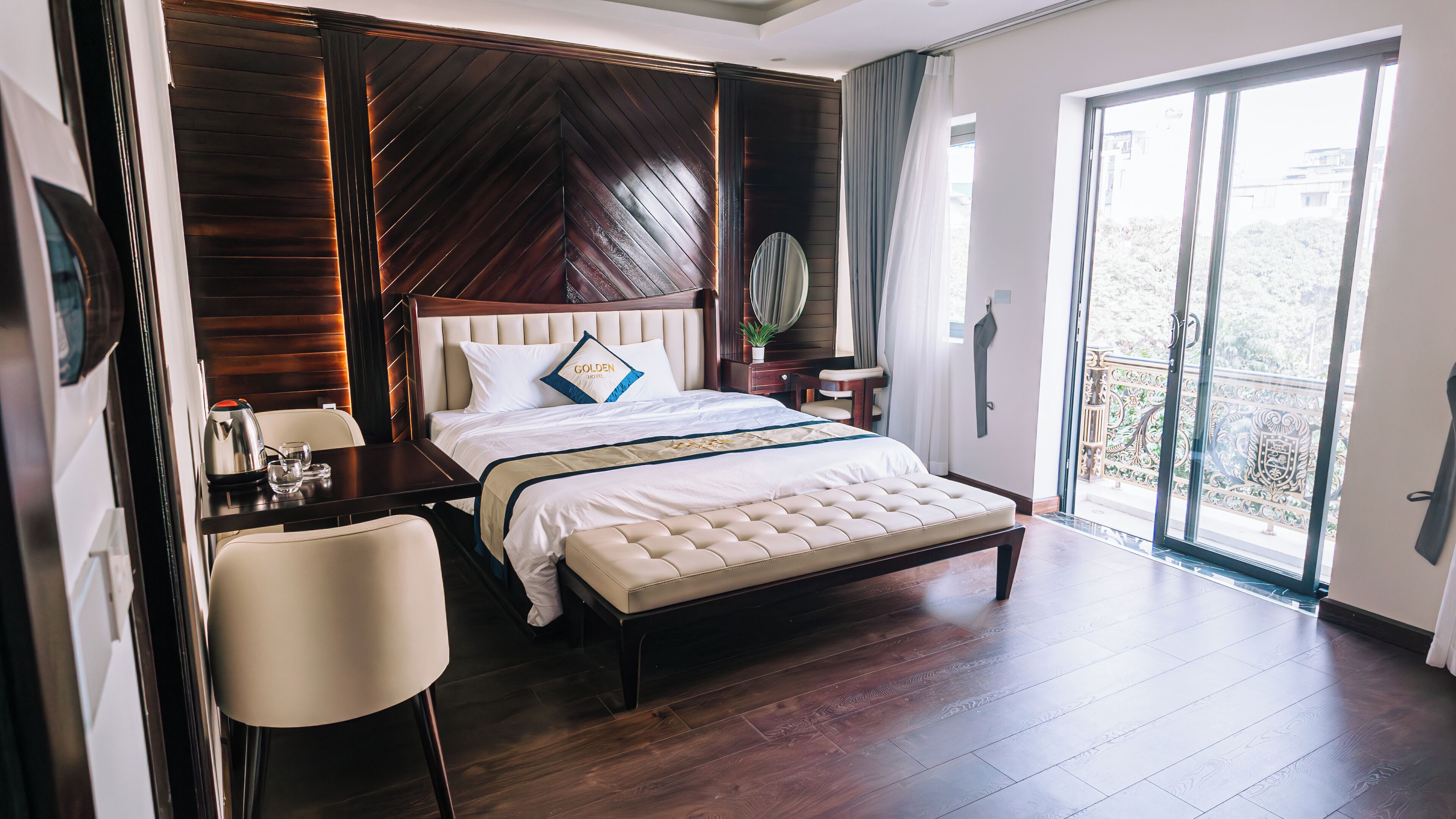 Superior-Doppelzimmer, Balkon, Stadtblick | Blick auf die Stadt