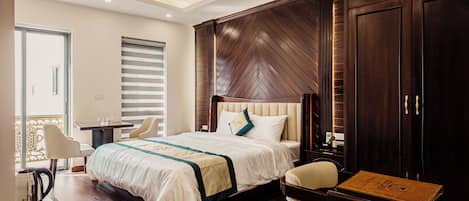 Superior Double Room, Balcony | Desk, free WiFi, bed sheets