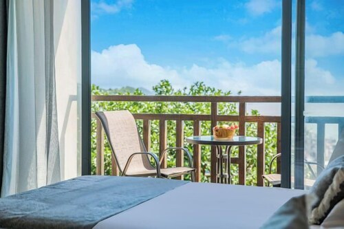 Wukong Seaview Hostel