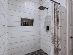 Hair dryer, towels - Music Oasis: Pool/Spa, Basketball, Arcade, Central replaced (Desert Hot Springs)