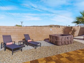 Terrace/patio - Music Oasis: Pool/Spa, Basketball, Arcade, Central replaced (Desert Hot Springs)