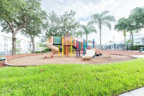 Children’s area - Cozy Apartment close to Disney Parks (kissimmee)