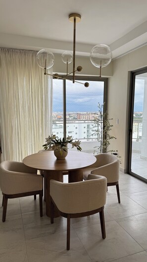 Dining - Luxurious 2BD Condo in the Heart of Santo Domingo, DR W/Pool (Santo Domingo)