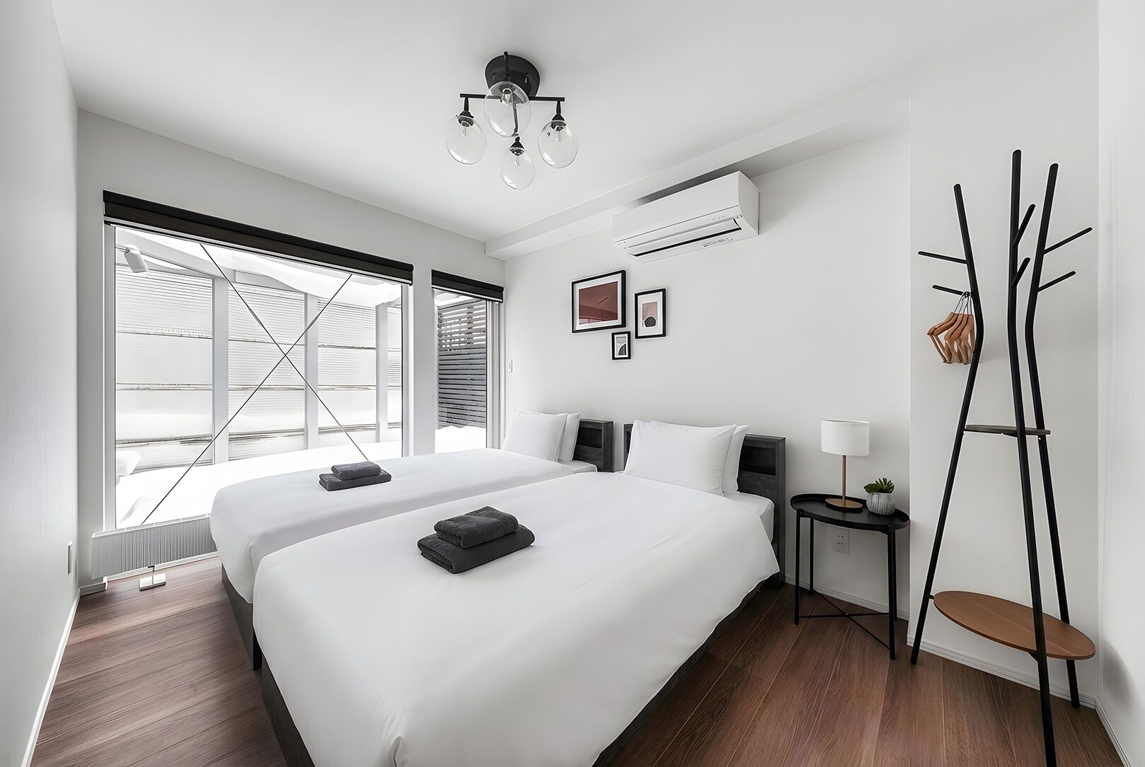 Iron/ironing board, free WiFi