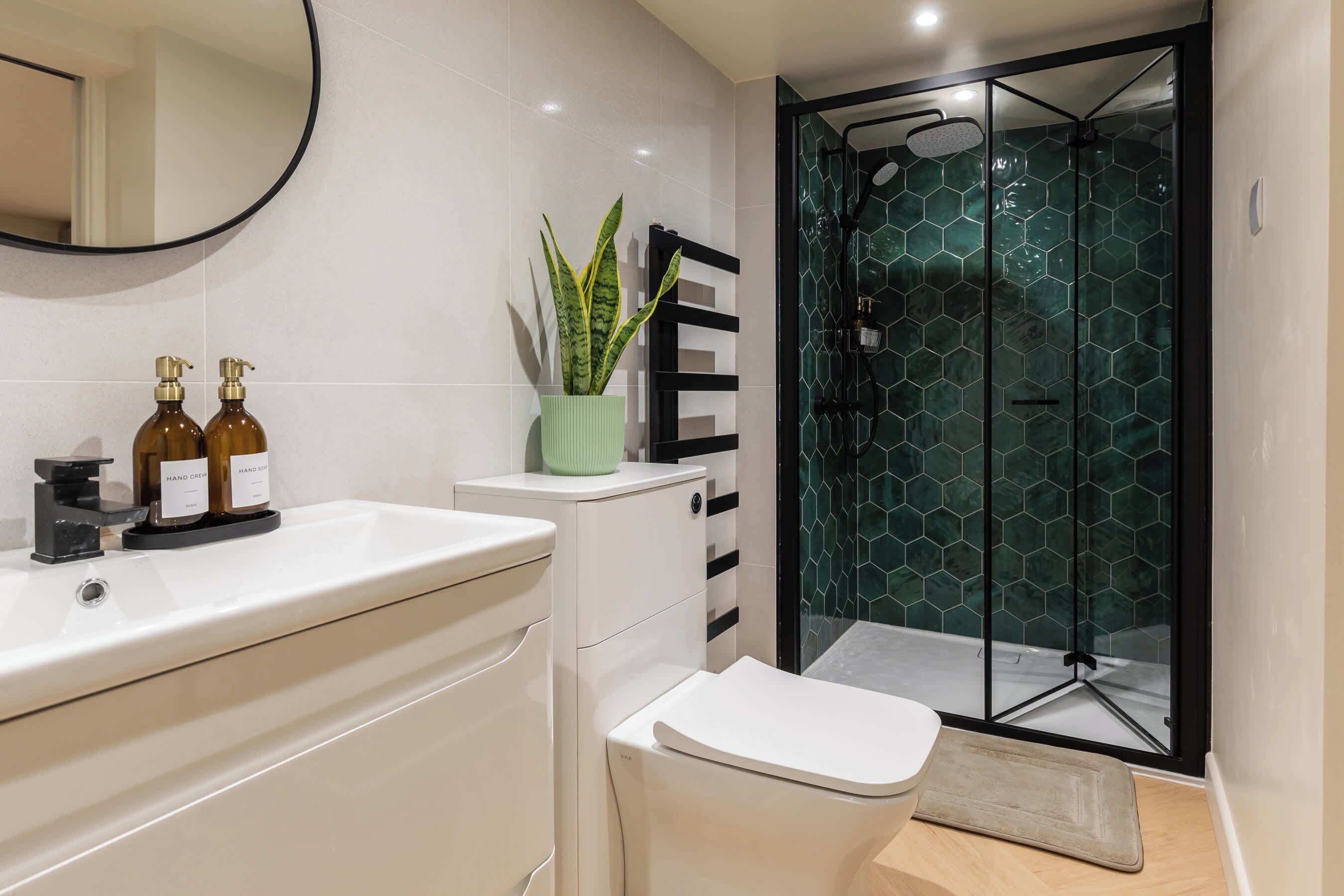 Een douche, een haardroger