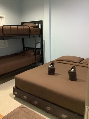 Chambre quadruple familiale