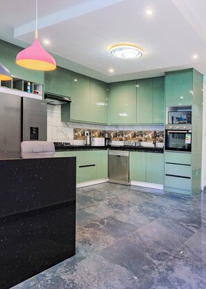 Private kitchen - FB-Canatal Luxury Apartments (Cape Town)