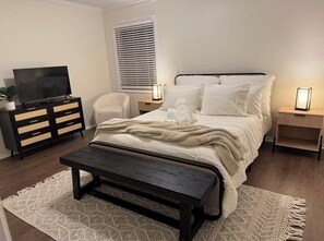3 bedrooms, iron/ironing board, free WiFi, bed sheets