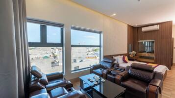 Luxury Room, City View | Free WiFi