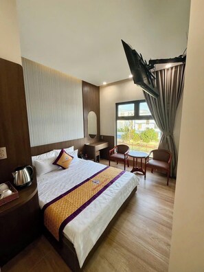 Standard Double Room | Free WiFi - Som Phu Quy 3 Hotel (Ninh Phuoc)