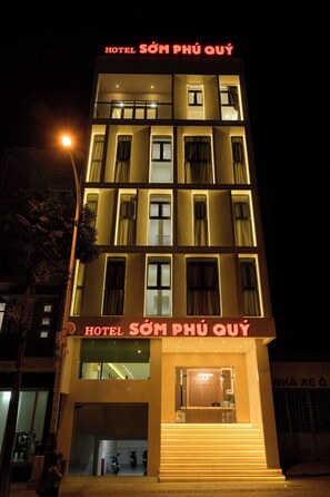 ด้านหน้าที่พัก