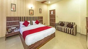 Unclassified image, 3 of 7, button - Hotel Star (Mohanpur)