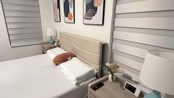 Iron/ironing board, WiFi, bed sheets