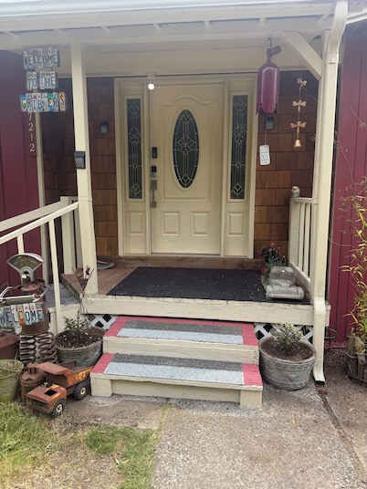 Gorgeous 4-bedroom house in peaceful Ocean Park perfect for families