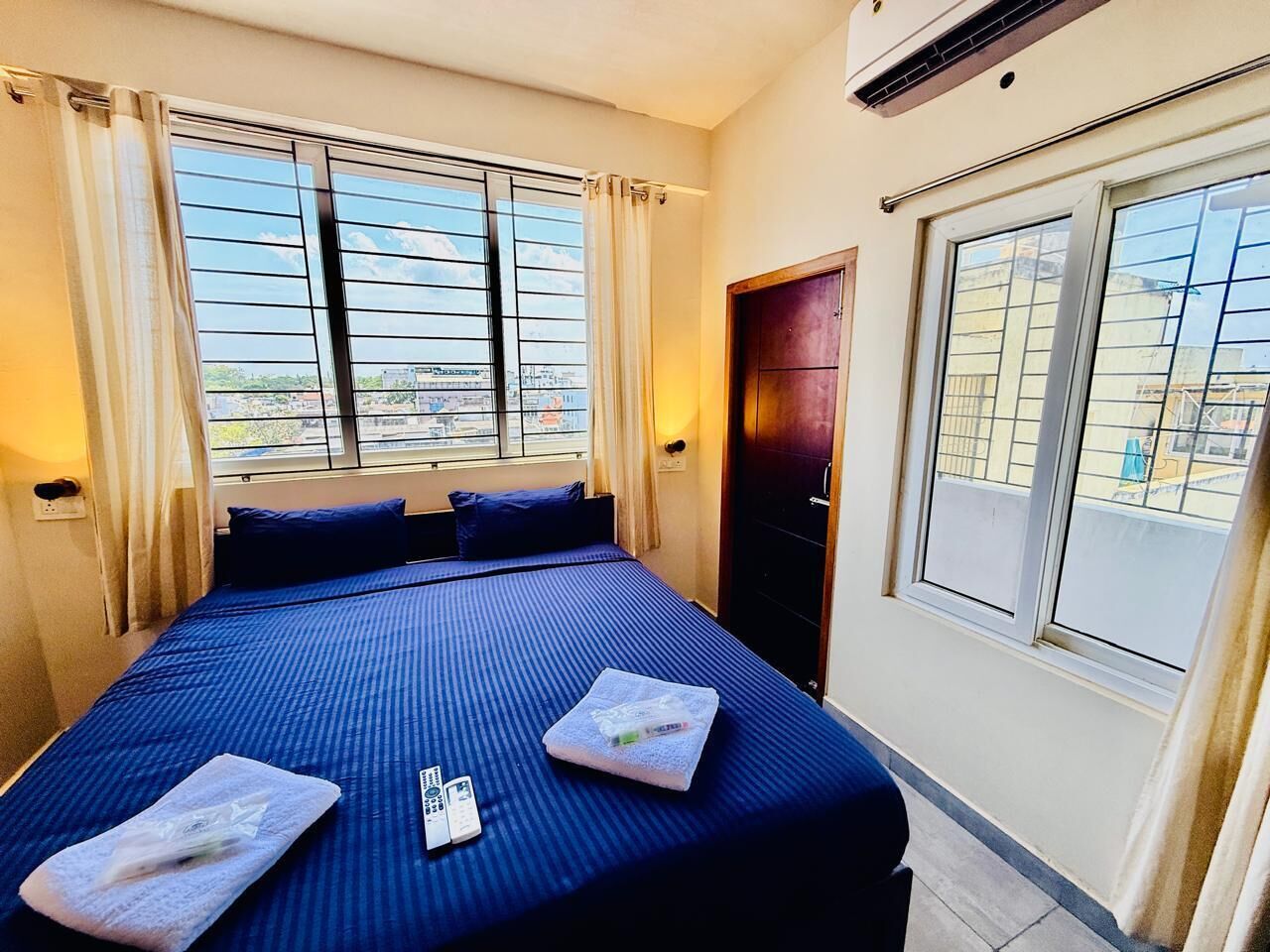 Wifi gratis y ropa de cama
