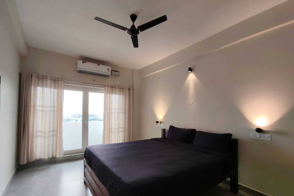 Superior Double Room | Desk, free WiFi, bed sheets