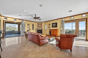 TV, fireplace - Luxurious Tuscan-style Villa with magnificent panoramic views. (Apache Junction)
