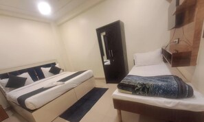 Deluxe Double Room, City View | Desk, laptop workspace, free WiFi - Aerofly Airport Hotel (New Delhi)