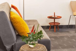 TV - Casa Azul - Beach House (Ponta Delgada)