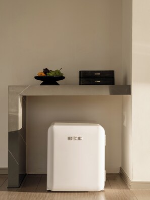 Romantic Double Room, Sea View | Room amenity - Three Colours Yunhe Hotel Erhai (Dali)