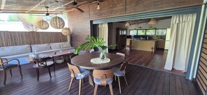 Dining - Villa Grand Fond 2 steps from the beach (Saint-Paul)