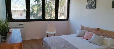 Strykejern/-brett, wi-fi og sengetøy