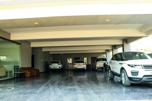 Parcheggio non assistito gratuito