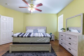 5 Schlafzimmer, Bügeleisen/Bügelbrett, WLAN, Bettwäsche