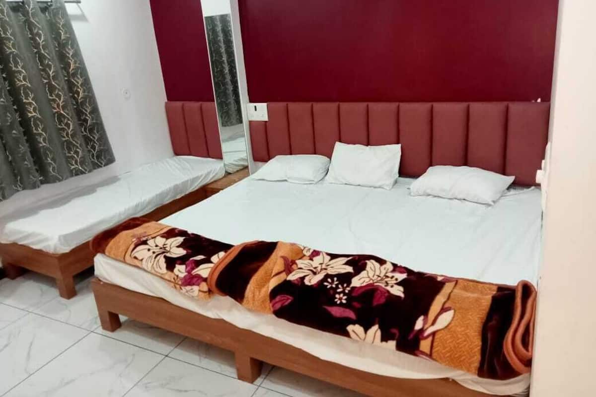 Family Room | Free WiFi