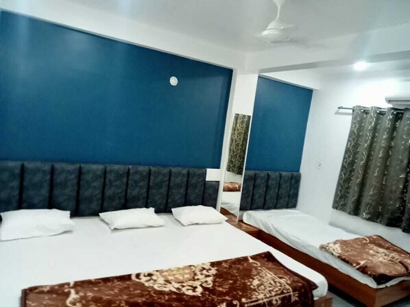 Family Suite | Free WiFi - Hotel Rukhmani Residency (Ujjain)