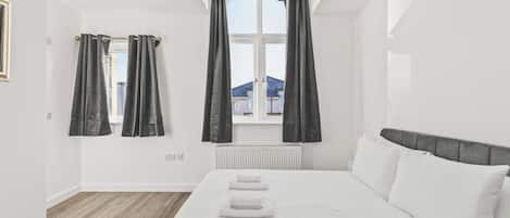 Silitysrauta/-lauta, internet, vuodevaatteet