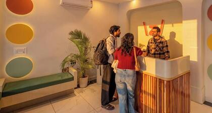 Zostel Jaipur (MI Road)