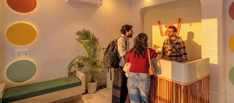 Zostel Jaipur (MI Road)