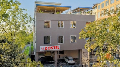 Zostel Jaipur (MI Road)