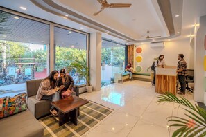 Lobby - Zostel Jaipur Mi Road (Jaipur)