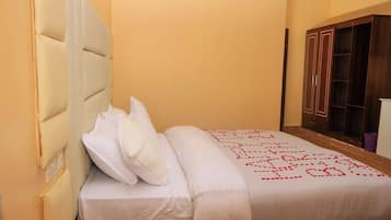 Quarto casal luxo | Wi-Fi de cortesia