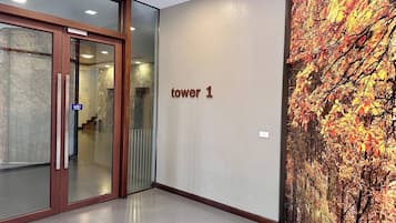 Room, 1 Bedroom, Smoking | Interior