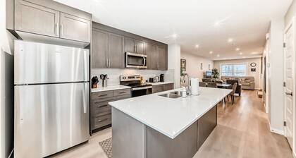 Amazing 2-bedroom house in cool Calgary neighborhood perfect for relaxing