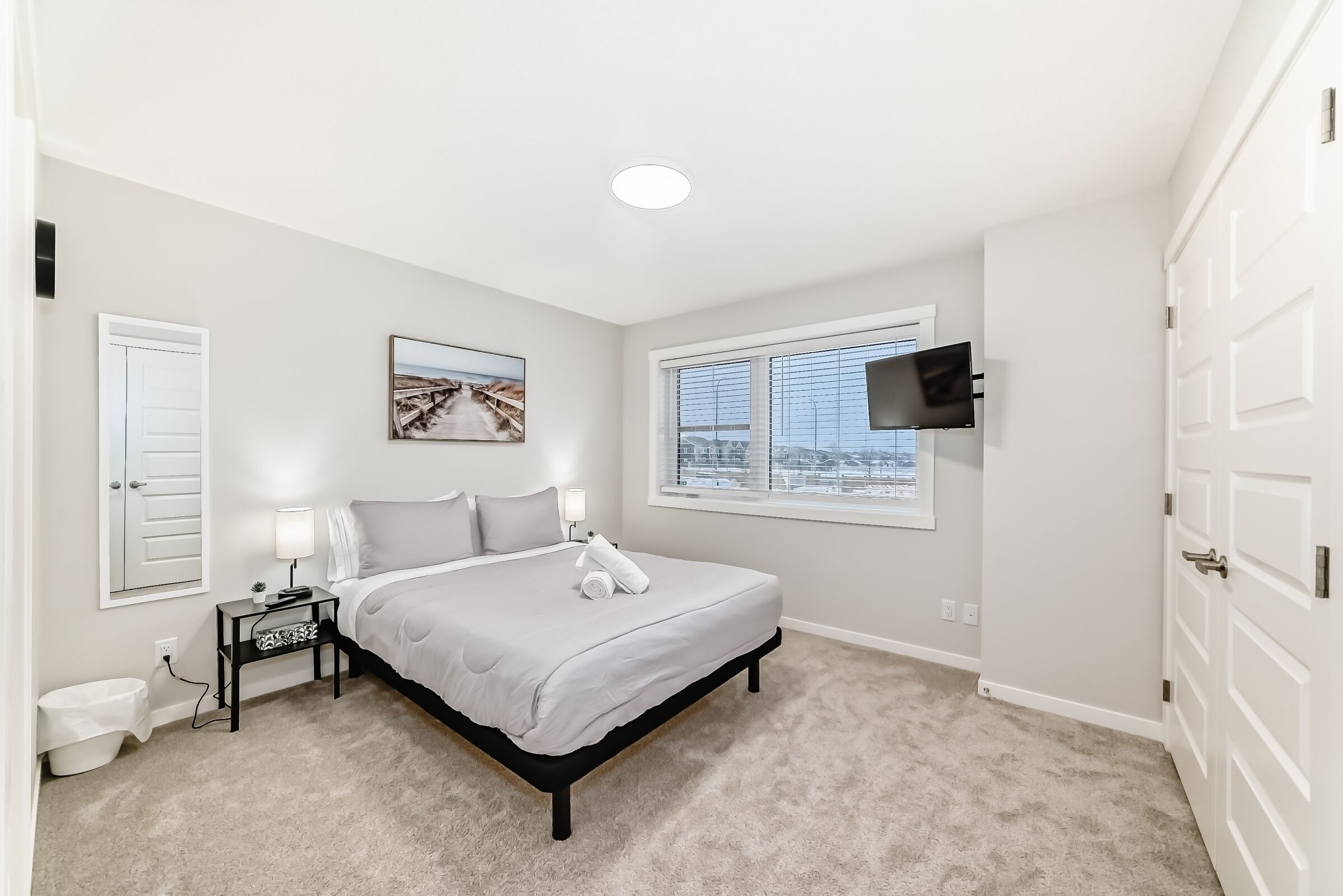 2 chambres, fer et planche à repasser, Wi-Fi, draps fournis