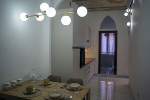 Dining - Modern apartment in the center of Rome (Roma)